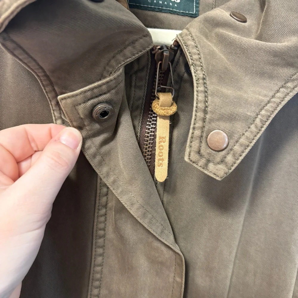 Roots Canada Green Cotton Cargo Utility Field Jacket, Zip + Snap, Pockets Medium - Picture 16 of 16